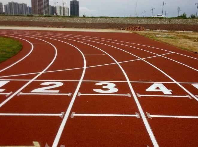 學校、小區(qū)運動場為什么要選擇安康塑膠跑道施工？